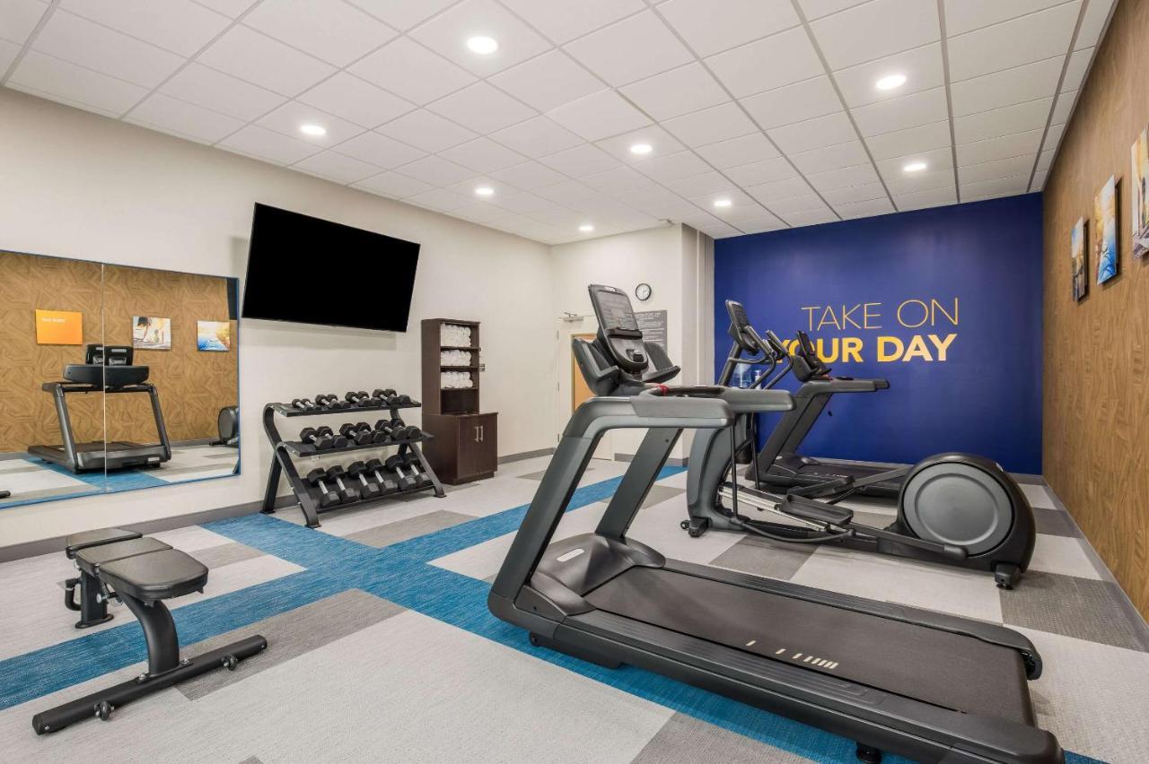 Mainstay Suites Гейлорд Екстериор снимка